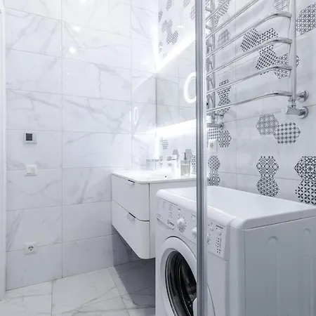 Апартаменти Inshiapartments On Lysenka Str