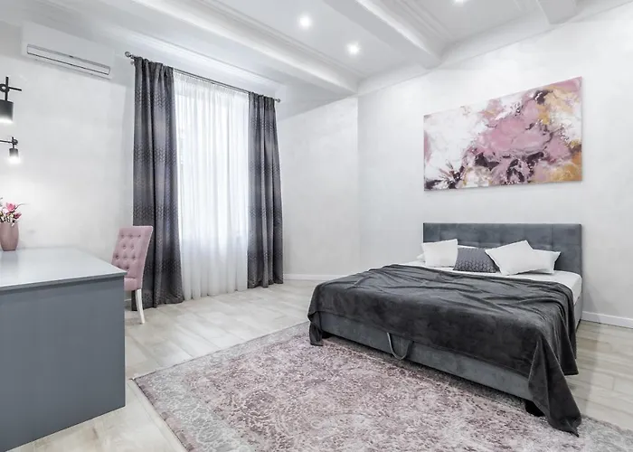 아파트 Inshiapartments On Lysenka Str 리비프