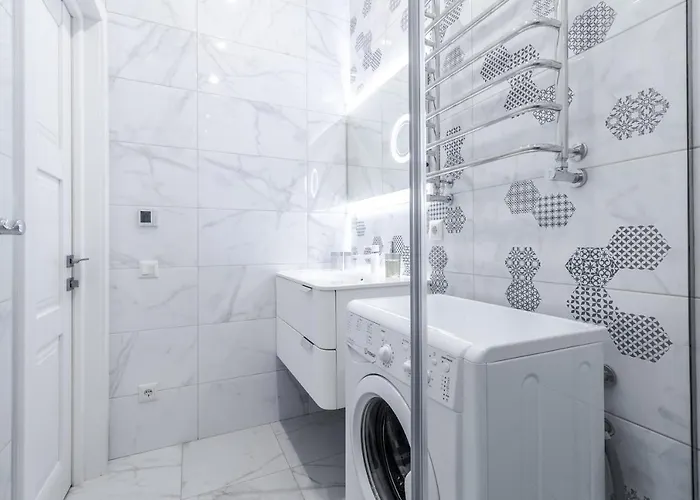 아파트 Inshiapartments On Lysenka Str